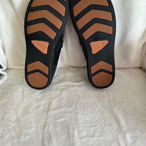 Børn navy leather slip-on mens rubber soled loafers/shoes.  Size 11/45 M/W. - Picture 7 of 8